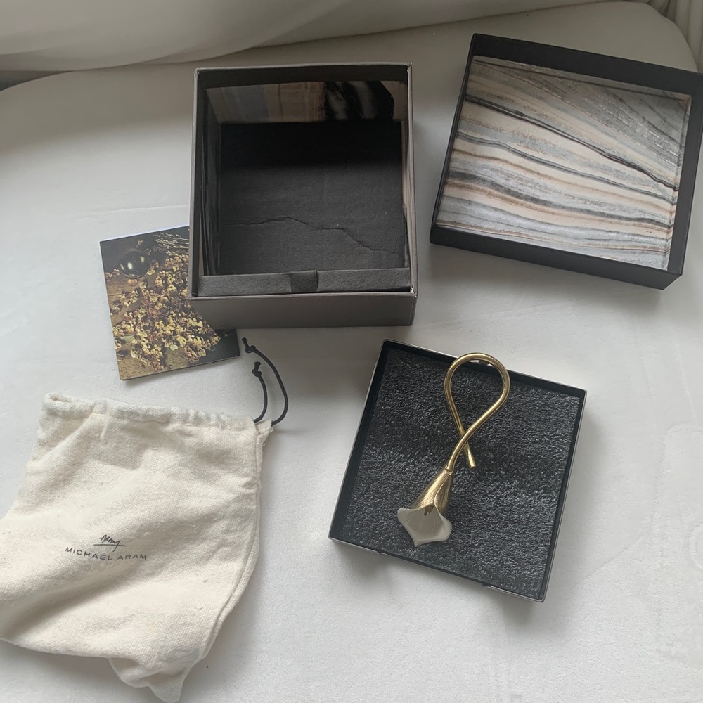 Michael Aram, Calla lily cocktail napkin holder